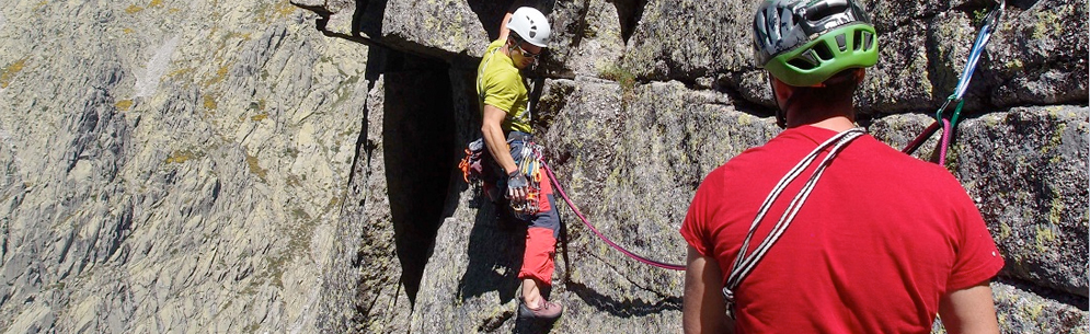 curso tecnico deportivo montaña escalada barrancos en madrid